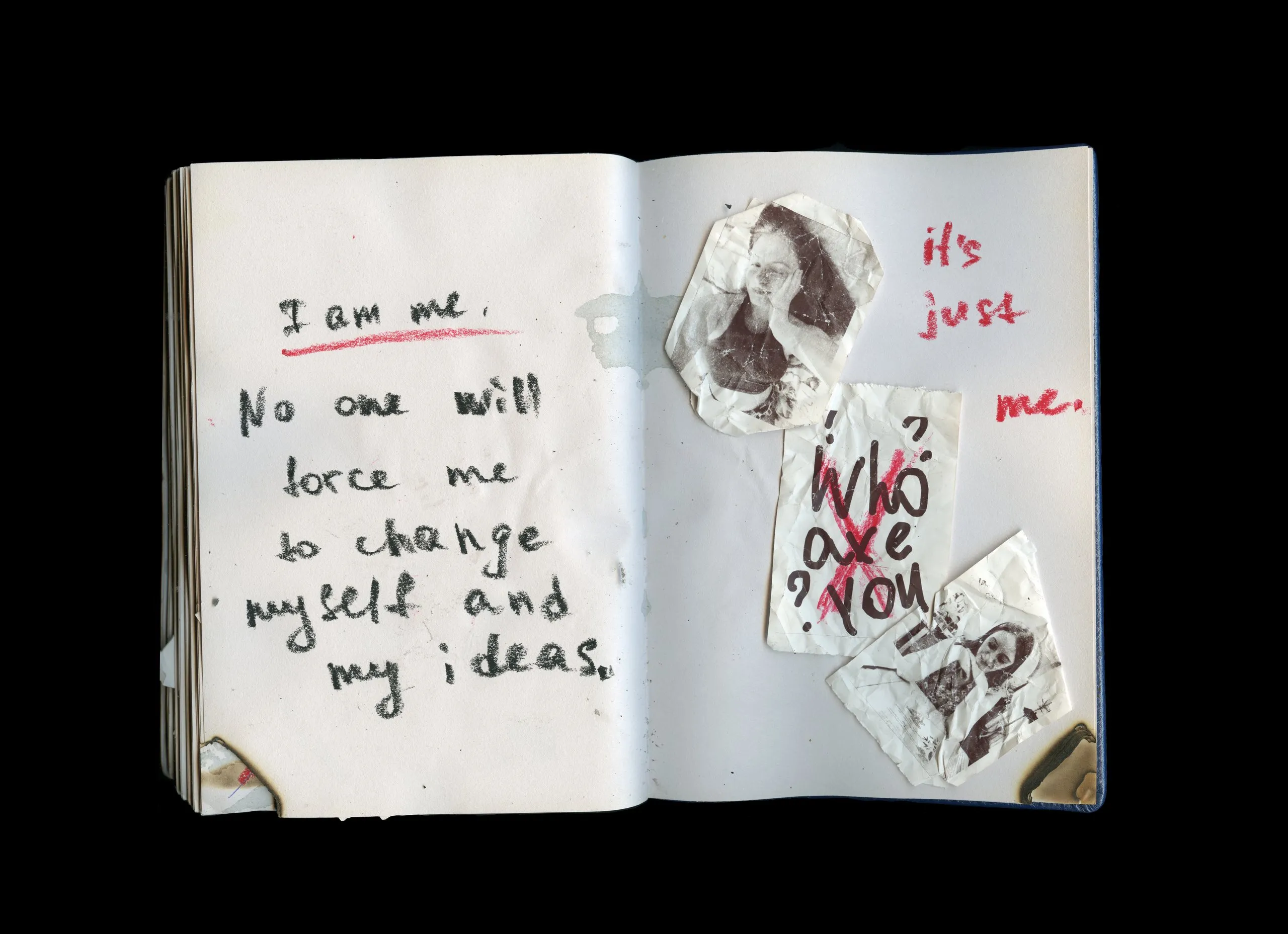 Sketchbook with the words I am me, no one will force me to change myself and my ideas